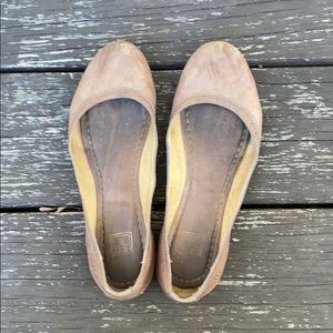 FRYE Carson Ballet Flats
